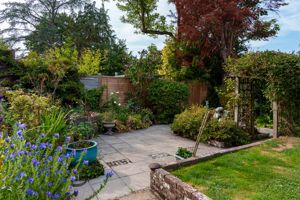 Photo 27- click for photo gallery